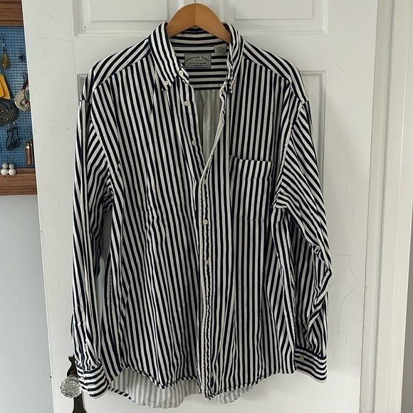 American Eagle Mens Button Up Shirt Long Sleeve Vintage Fit Stripes Blue - Picture 2 of 4